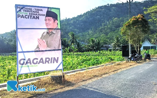 Thumbnail 'Perang Baliho' Kandidat Bupati Kian Nampak, Warga: Mereka Putra Terbaik Pacitan