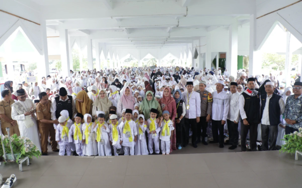 Thumbnail Berita - Bunda PAUD Asahan Buka Peragaan Manasik Haji Cilik Tingkat PAUD 2026, Diikuti 1.243 Anak