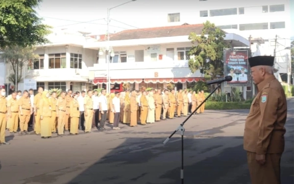 Thumbnail Berita - Keamanan Kurang Kondusif, Bupati Malang Minta ASN Tak Gunakan Baju dan Kendaraan Dinas