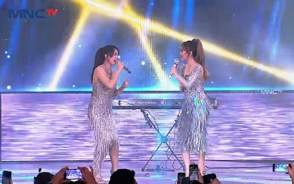 Thumbnail Deretan Artis Ibukota Siap Goyang Alun-Alun Reksogati Madiun Malam Ini