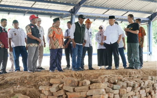 Sambang Desa di Pakis, Bupati Malang Sambangi Situs Sekaran dan Sumber Gentong