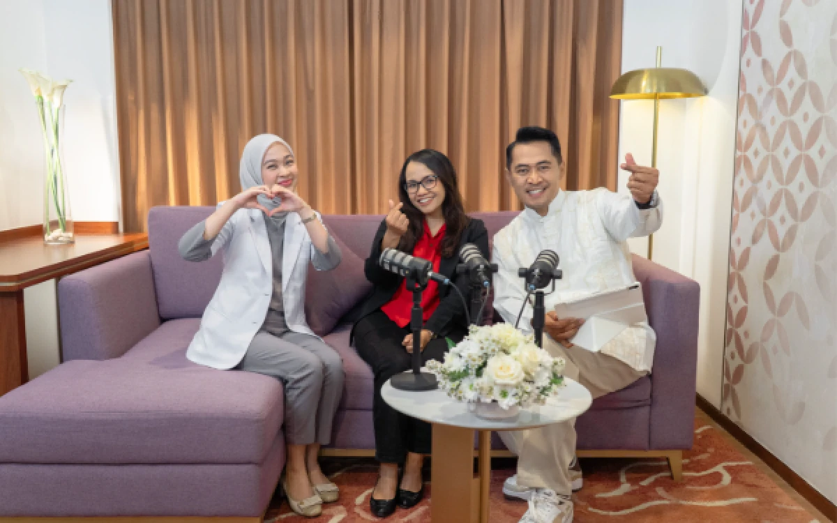 Thumbnail Berita - Bukan Sekadar Pesta, Atria Hotel Malang Ajak Calon Pengantin Pahami Makna Pernikahan Melalui Podcast Wedding Series