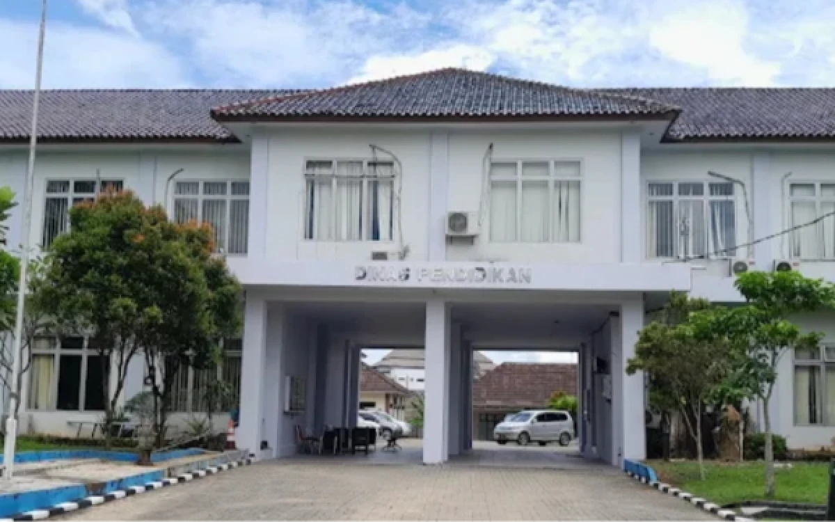 Thumbnail Berita - 26 Ribu Anak di Lebak Tak Sekolah, Dindik Soroti Faktor Ekonomi hingga Akses Pendidikan