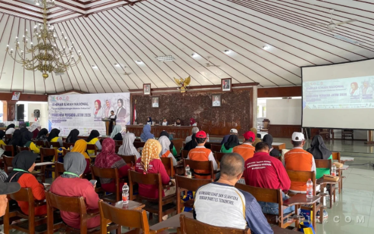 Thumbnail Berita - Peringati World Diabetes Day, IDI Bojonegoro Gelar Seminar Bersama PERSADIA Jatim di Pendopo Malowopati