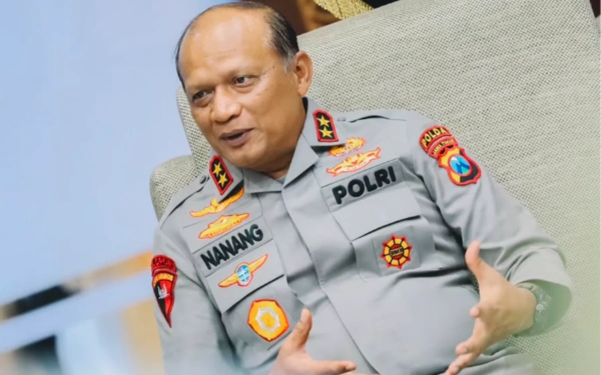 Thumbnail Berita - Nanang Avianto, Kapolda Jatim Penuh Prestasi, Pernah Jadi Ajudan Presiden ke-6 SBY
