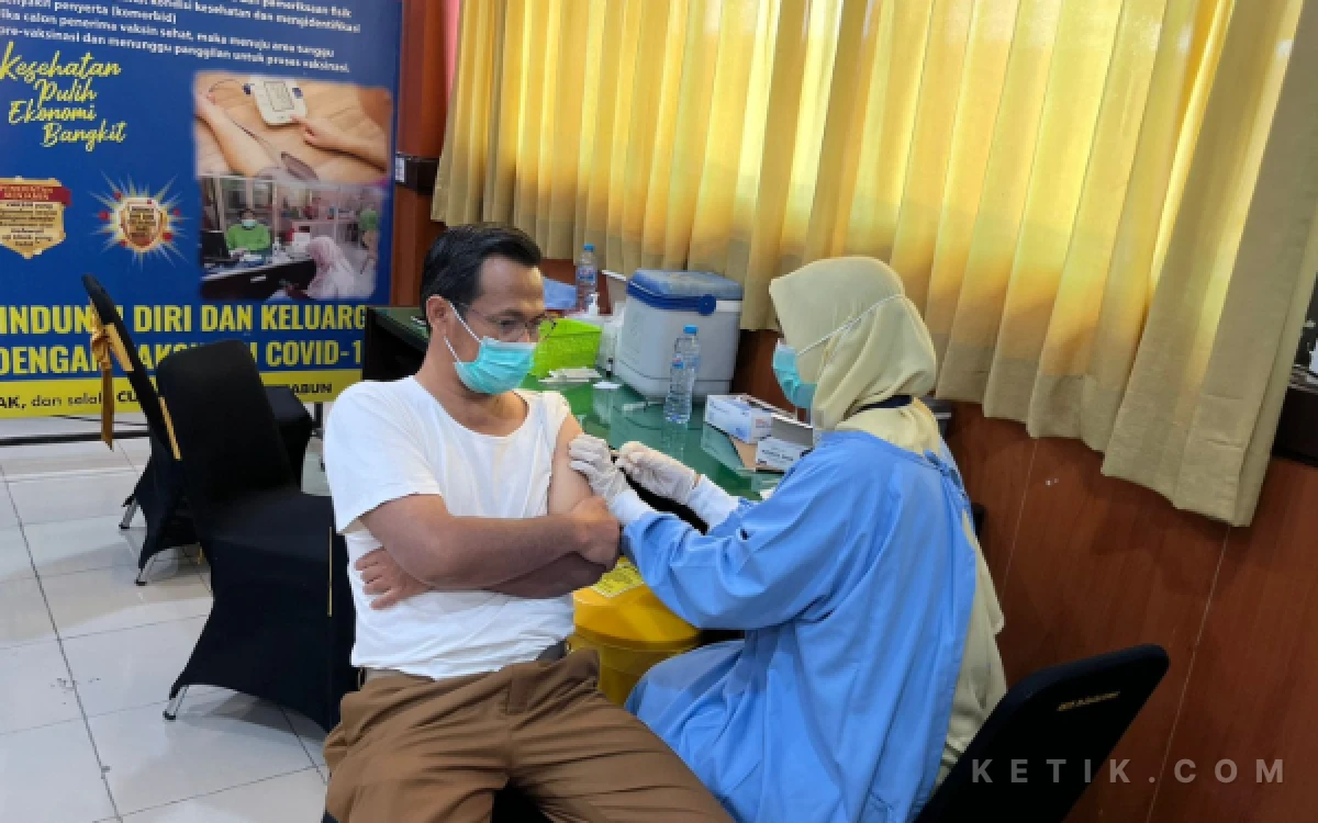 Thumbnail Berita - Targetkan 11 Ribu Nakes, Dinkes Kota Malang Ajukan Kuota Vaksin Campak ke Pemprov Jatim