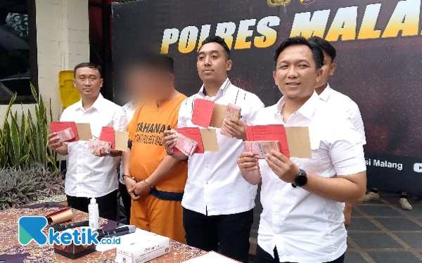 Thumbnail Diduga Lakukan Penipuan, Kades Pagak Kabupaten Malang Ditahan Polisi