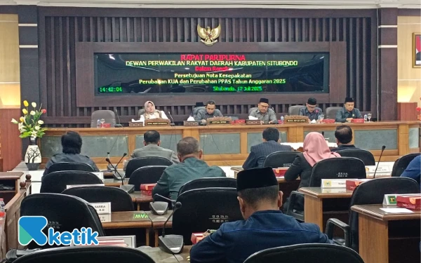 Thumbnail Berita - 6 Fraksi DPRD Situbondo Setujui Perubahan KUA-PPAS 2025