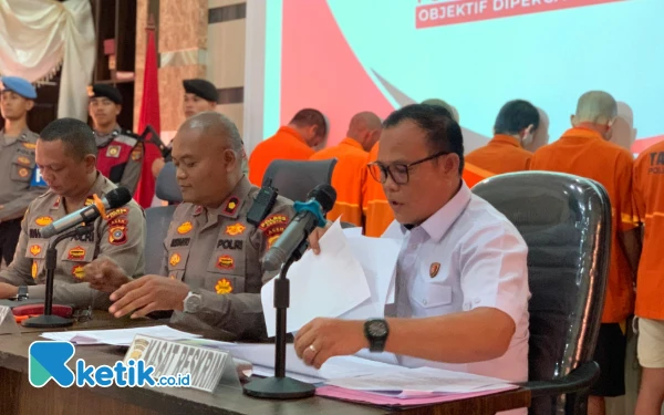 Thumbnail Berita - Diputusin Gegara LDR, Pria Asal Banten Sebar Konten Vulgar Mantan Pacar ke Sosmed