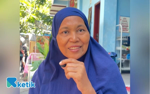 Thumbnail Berita - Cerita Ibu Irul, Sosok Inspiratif di Balik Lahirnya Kampung Kue Surabaya