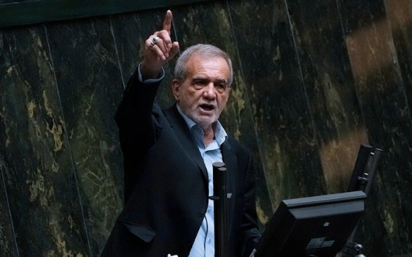 Thumbnail Presiden Iran Pecat Wapres Gara-Gara Liburan Mewah ke Antartika