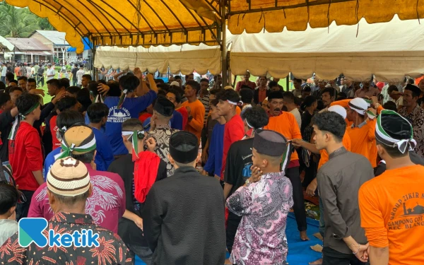 Thumbnail Berita - Maulid Nabi di Pante Rakyat, Warga Tumpah Ruah Rayakan dengan Penuh Cinta