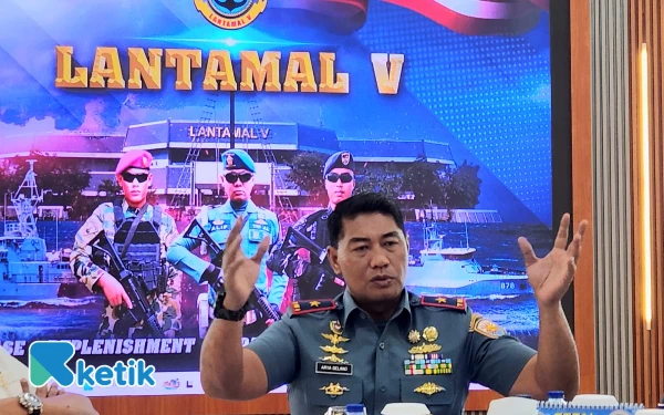 Thumbnail Berita - Sempat Minder Lihat Taruna Baris Depan Sekolah! Ini Kenangan Danlantamal V Jebolan SMAN 6 Surabaya