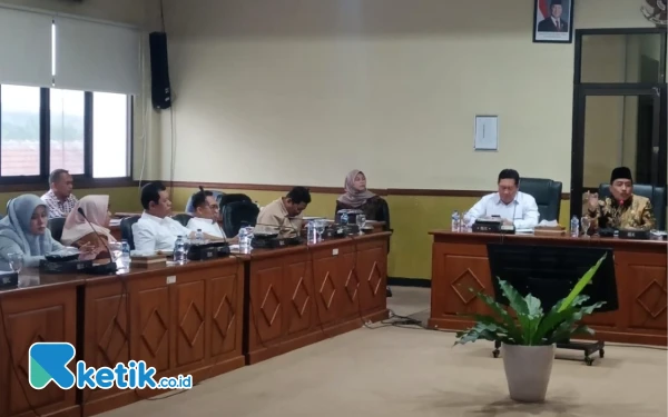 Thumbnail Komisi D DPRD Sidoarjo: Solusi Ribuan Anak Tidak Sekolah di Sidoarjo Harus Holistik