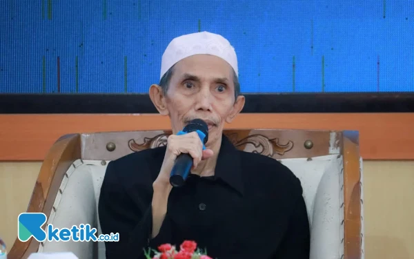 Thumbnail Berita - Kiai Zuhri Zaini: Kaya Sejati Adalah Hati yang Tidak Butuh Apa-Apa