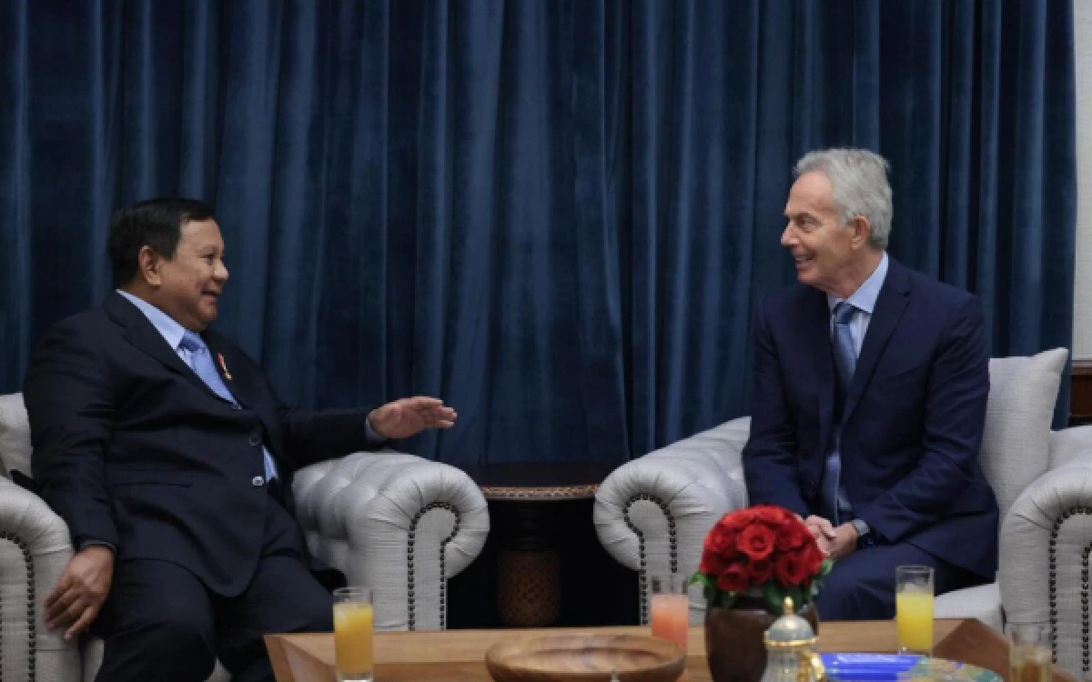 Thumbnail Berita - Presiden Prabowo dan Tony Blair Bahas Perkembangan Strategis Global dalam Pertemuan di Kertanegara