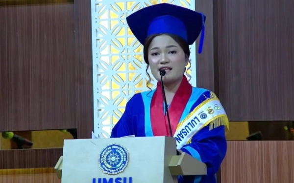 Thumbnail Kisah Haru Laura, Wisudawan Kristen di Kampus Muhammadiyah