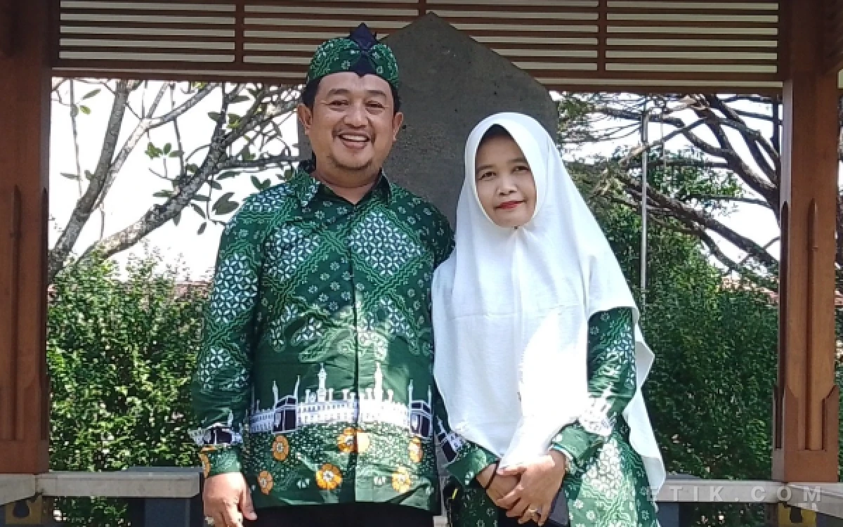 Thumbnail Berita - Kepala Desa Jarakan dan Wonokromo Tulungagung Ikut Dilepas Bersama Ratusan Jemaah Haji Menuju Tanah Suci