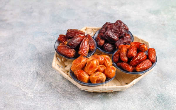 Jelang Ramadan, Kurma Laris Manis di Kawasan Wisata Religi Sunan Ampel