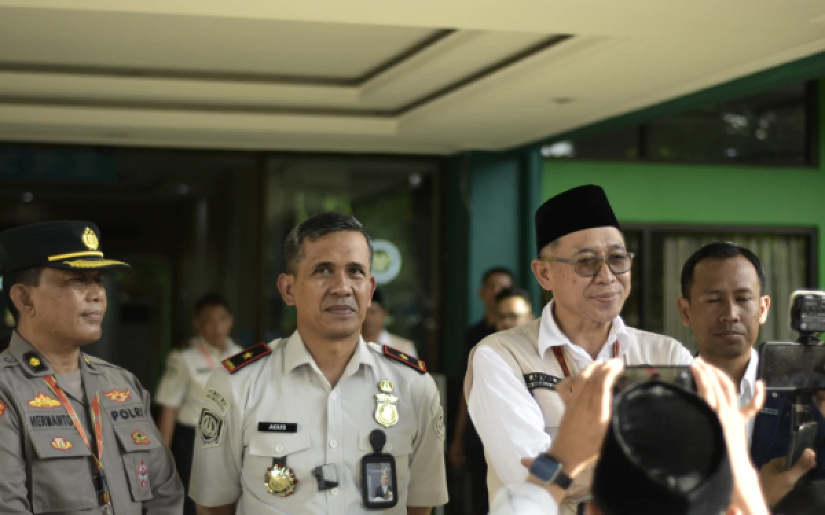 Thumbnail Berita - Pemberangkatan Haji Embarkasi Surabaya Capai 19.350 Jemaah, 44 Persen dari Target Tahun Ini