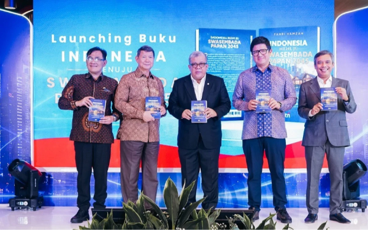 Thumbnail Berita - Luncurkan Buku, Fahri Hamzah Tawarkan Visi Swasembada Papan 2045 di Tengah Tantangan Perumahan Nasional