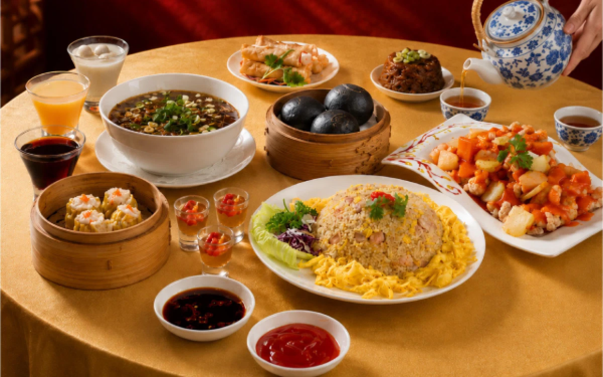Thumbnail Berita - Lan Hua Chinese Restaurant Malang Hadirkan Dragon Boat Family Set, Sajian Oriental Bernuansa Tradisi Tionghoa