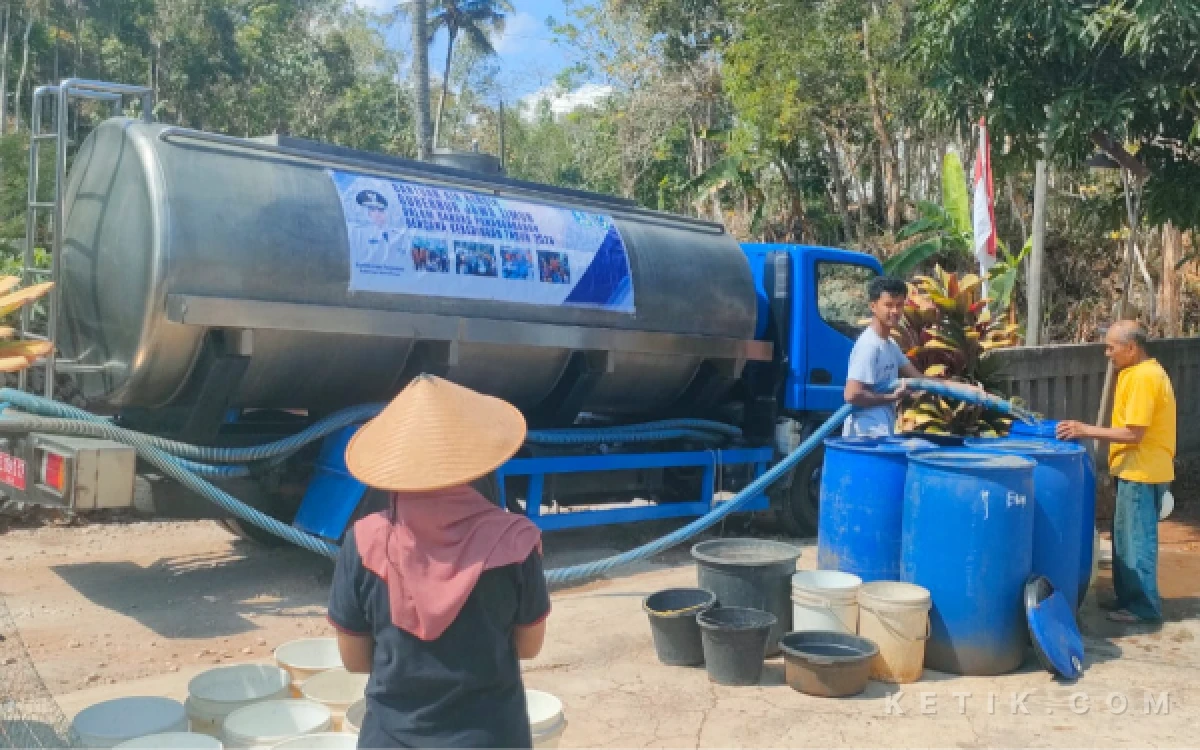 Thumbnail Berita - Desa yang Minta Bantuan Air Bersih di Pacitan Melonjak, Ada Faktor Bukan Musim Pemilu