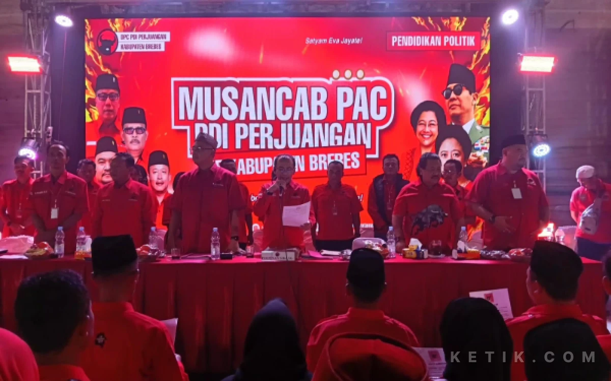 Thumbnail Berita - Teguhkan Konsolidasi, 17 PAC PDI Perjuangan Brebes dilantik