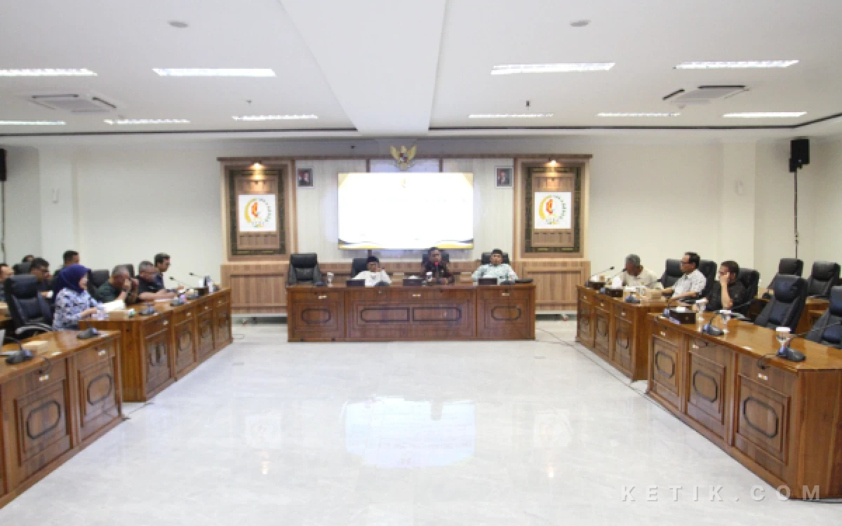 Thumbnail Berita - DPRD Bojonegoro Soroti Dampak Sosial Bendungan Karangnongko, Minta CDK Hadir dalam Hearing Lanjutan