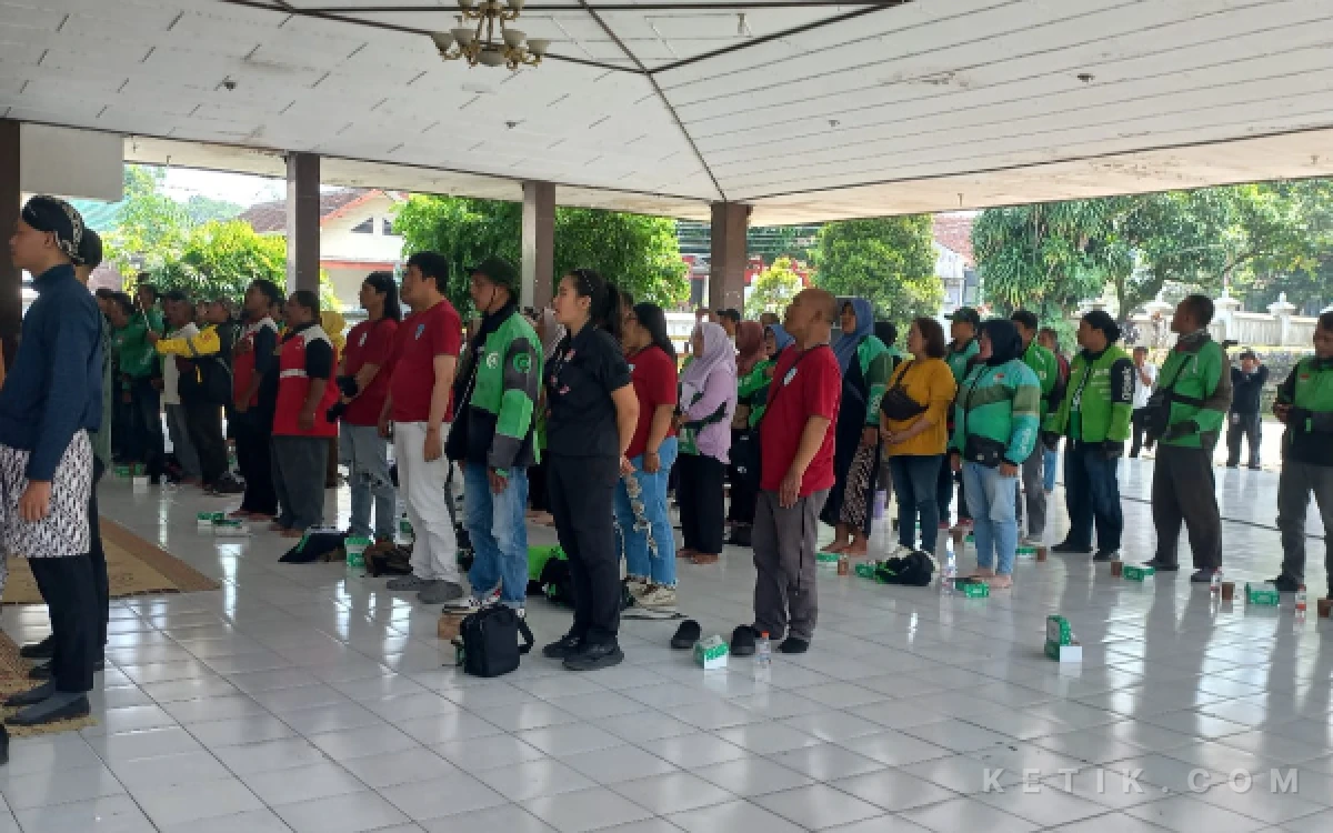 Thumbnail Berita - Satu Aspal Satu Suara di Sleman: Saat Jaket Hijau, Oranye dan Maxim Lebur Jadi Satu