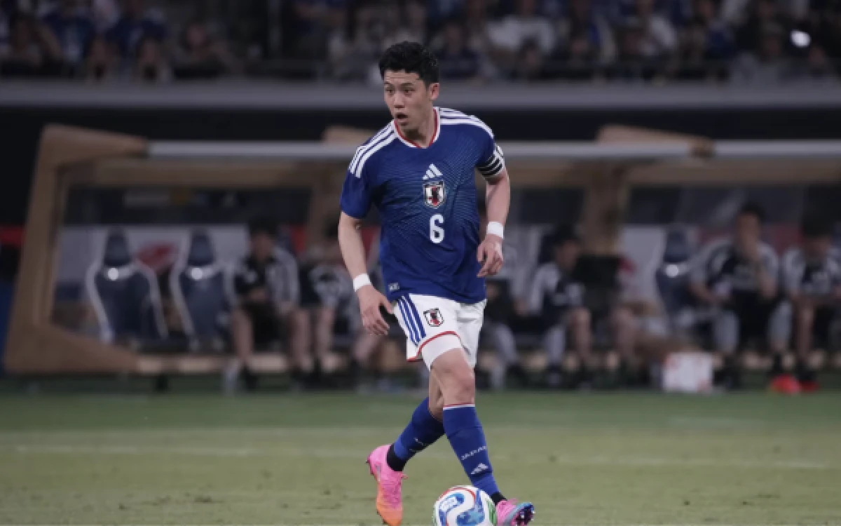 Thumbnail Berita - Jepang Pastikan Kapten Wataru Endo Batal Tampil di Piala Dunia 2026
