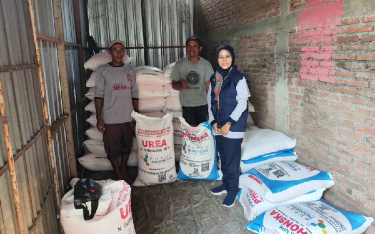 Thumbnail Berita - Ketersediaan Terjaga, Kebutuhan Pupuk Subsidi Petani Bojonegoro Terpenuhi