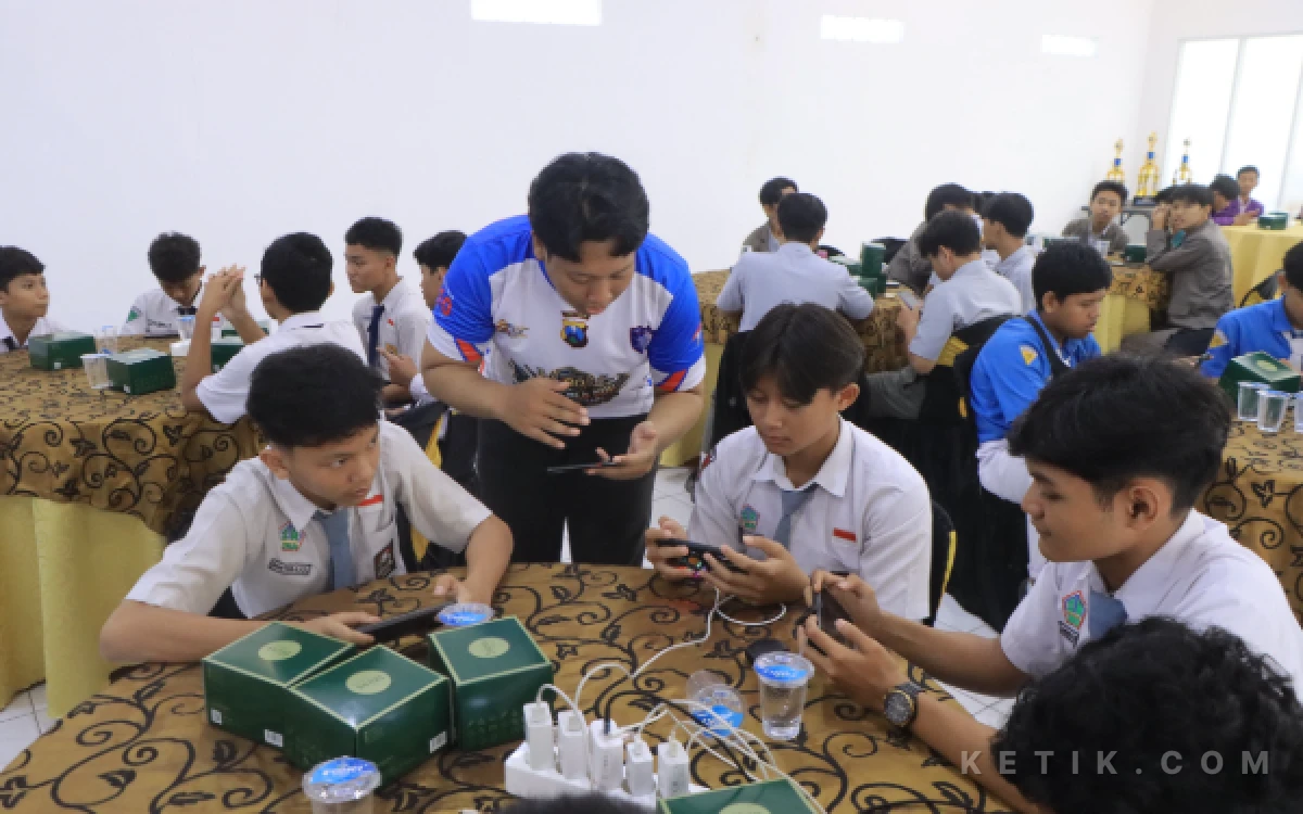 Thumbnail Berita - 30 Tim Adu Strategi dan Skill! Turnamen E-Sport Polres Madiun Meriahkan Hari Bhayangkara ke-80