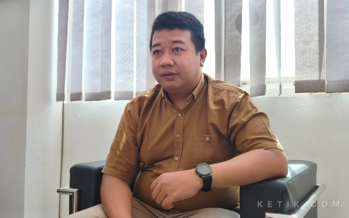 Thumbnail Berita - Tertibkan PKL Bandel di Zona Merah Alun-alun, Satpol PP Kota Batu Siap Pasang CCTV