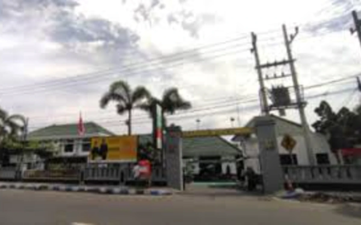 Thumbnail Berita - Utang KPRI Sejahtera Jombang Rp2,64 Miliar Diusut Kejari, Asal Usul Simpanan Pejabat Ikut Terseret?