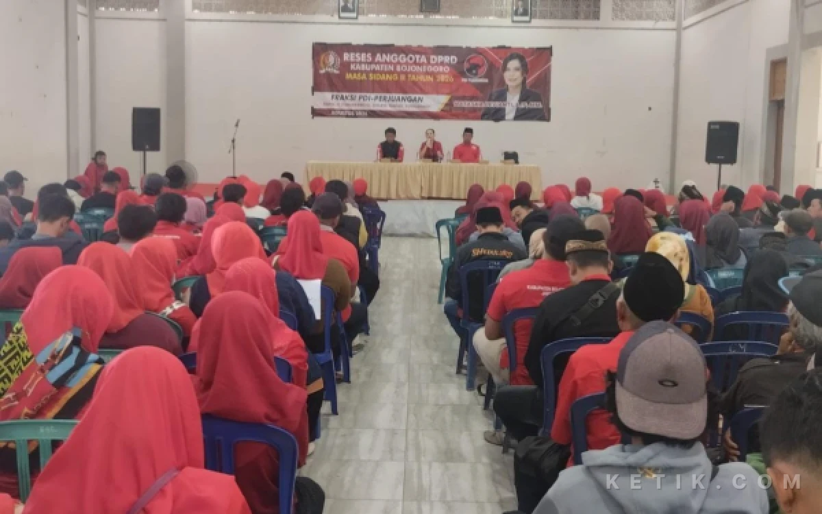 Thumbnail Berita - Anggota DPRD Bojonegoro Natasha Devianti Serap Aspirasi Warga Dapil 2 dalam Reses Masa Sidang II