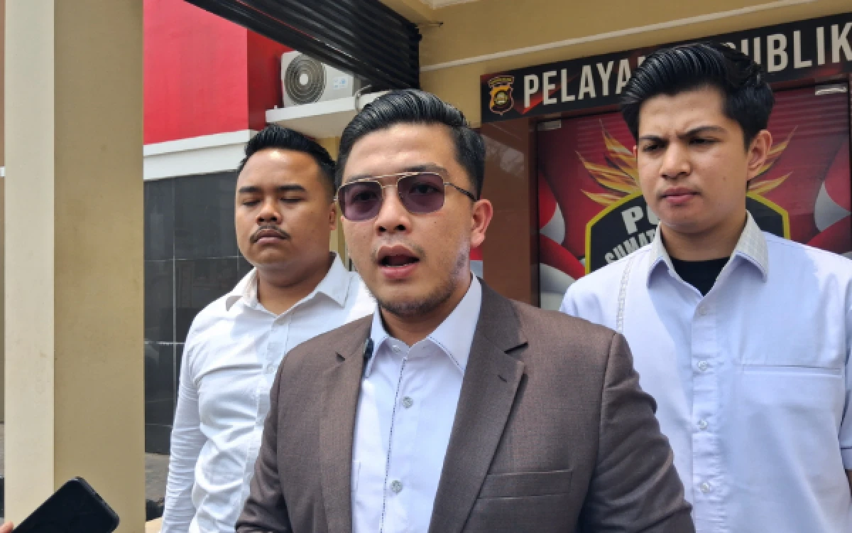 Thumbnail Berita - Korban Penganiayaan Malah Jadi Tersangka, Kuasa Hukum Desak Polda Sumsel Tahan Pelaku