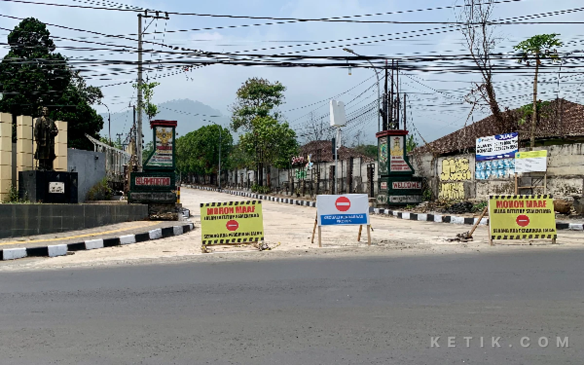 Thumbnail Berita - Jalan Hasanudin Batu Sudah Mulus Tapi Masih Ditutup, DPUPR: Tunggu Traffic Light
