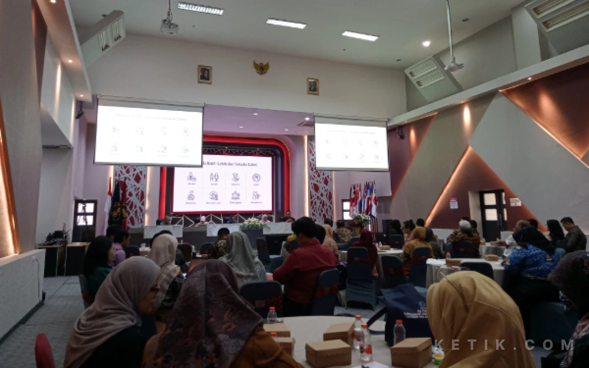 Thumbnail Berita - FH UB dan KemenHAM Gelar Uji Publik RUU HAM, Target Harmonisasi Rampung Juli–Agustus 2026