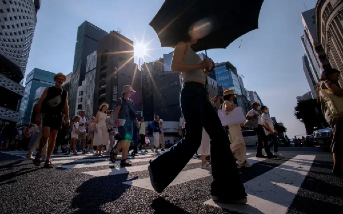 Thumbnail Berita - Lebih dari 450 Orang Jepang Dilarikan ke RS, Suhu Panas Tembus 40 Derajat Celcius