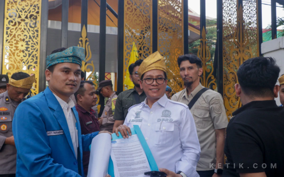Thumbnail Berita - Kabut Asap Kembali Mengganggu Warga Pekanbaru, PC PMII Desak Penanganan Terpadu dan Berkelanjutan