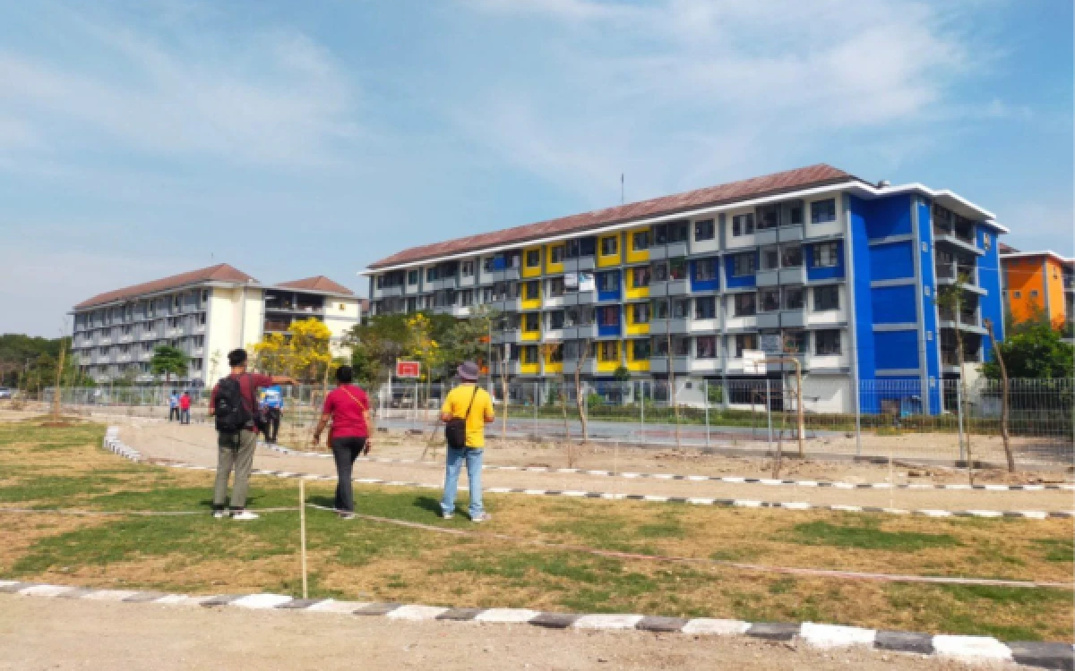 Thumbnail Berita - Penataan Hunian Surabaya Dipertegas, Pengamat Usulkan Aturan Kos dan Optimalisasi Rusun