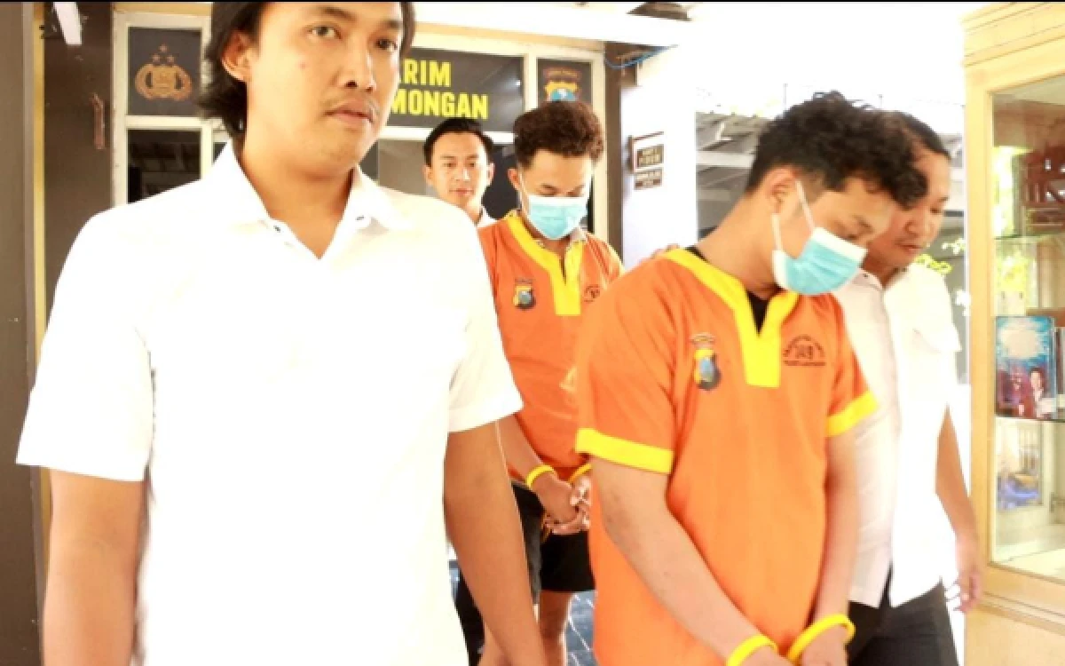 Thumbnail Berita - Dua Pemuda di Lamongan Ditangkap Polisi Usai Keroyok Pengendara Gara-Gara Saling Pandang