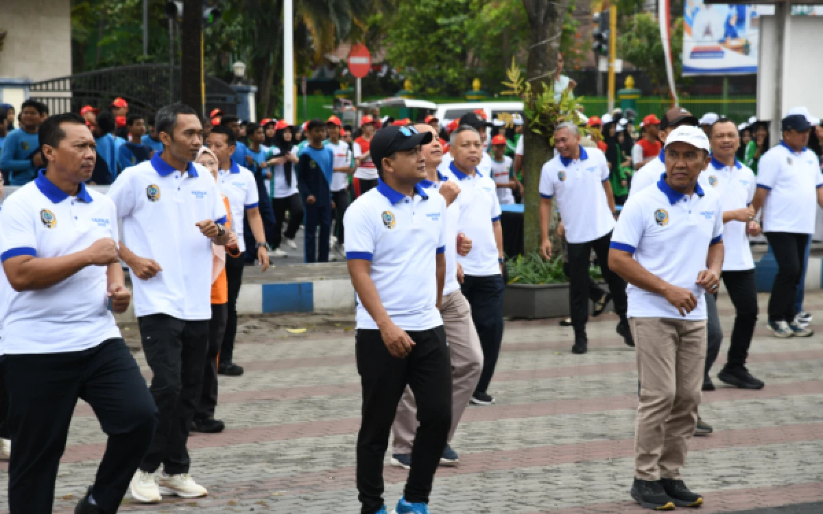Thumbnail Berita - Peringati HAORNAS Ke-43, Plt. Bupati Tulungagung Ajak Masyarakat Jadikan Olahraga Budaya Hidup dan Dorong Sport Tourism
