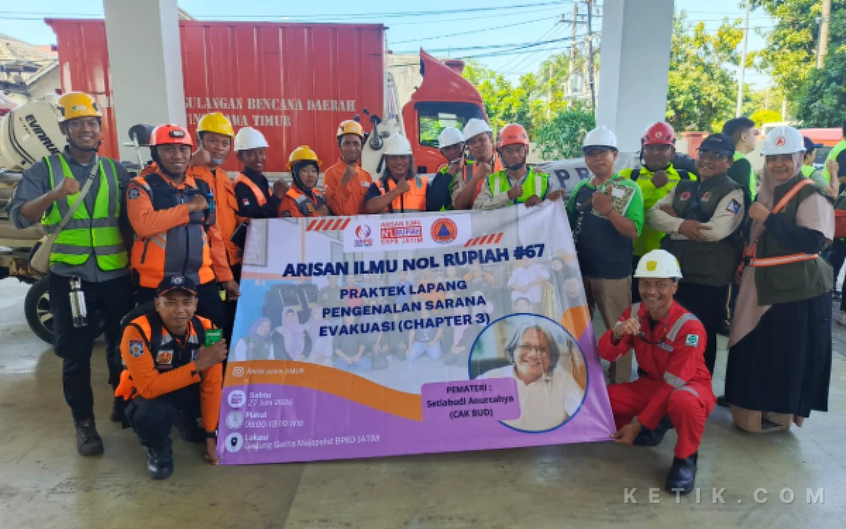 Thumbnail Berita - Lolos Seleksi 20 Bulan, 16 Relawan Terpilih Perkuat Tim Sarana Evakuasi BPBD Jatim
