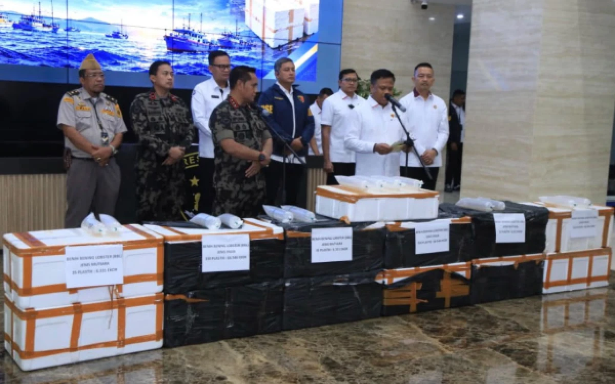 Thumbnail Berita - Bareskrim Polri Gagalkan Penyelundupan 73 Ribu Benih Lobster Senilai Rp5,8 Miliar