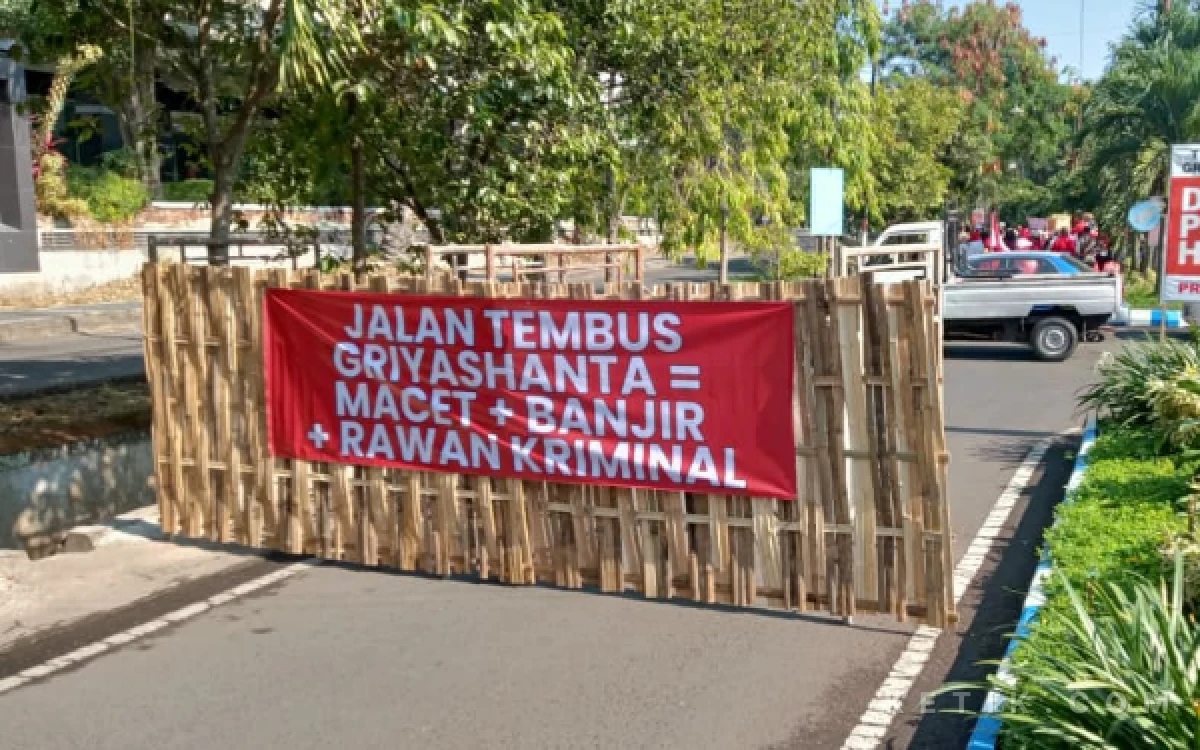 Thumbnail Berita - Diminta Temui Warga Griya Shanta, Wali Kota Malang Pilih Hormati Proses Hukum