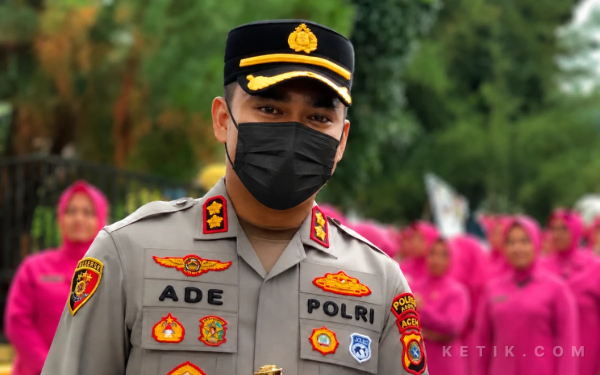 Thumbnail Berita - Kabut Asap Kian Tebal, Kapolres Abdya Ajak Warga Gunakan Masker dan Cegah Karhutla