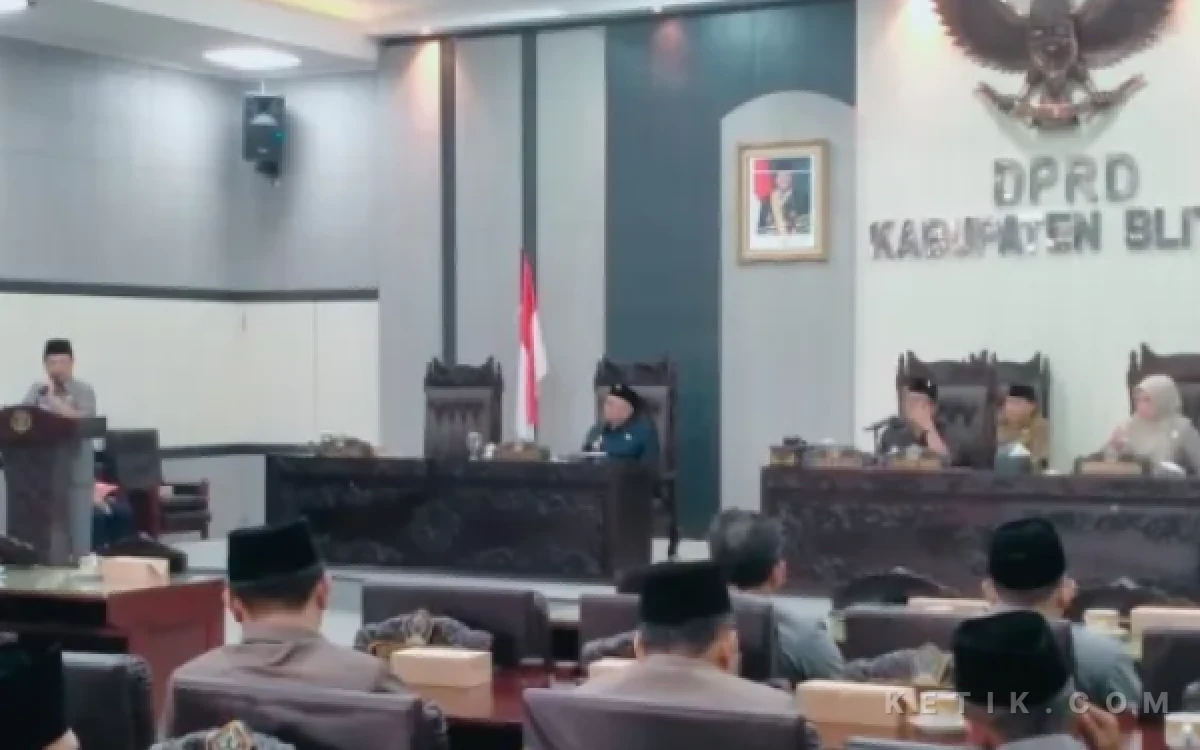 Thumbnail Berita - DPRD Kabupaten Blitar Soroti Ketimpangan Pertumbuhan Ekonomi dalam Evaluasi Kinerja Bupati 2025