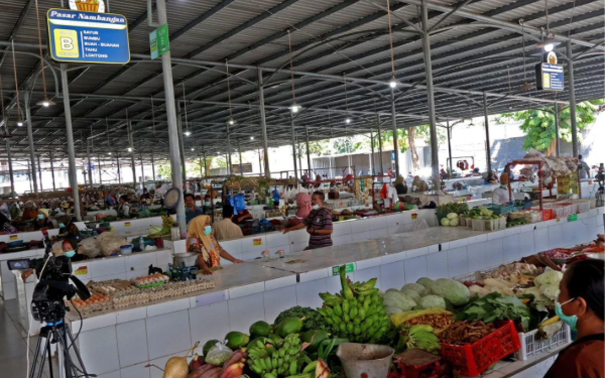 Thumbnail Berita - Pemkot Surabaya Siapkan Anggaran Rp20 Miliar untuk Revitalisasi 16 Pasar Tradisional, Ini Daftarnya